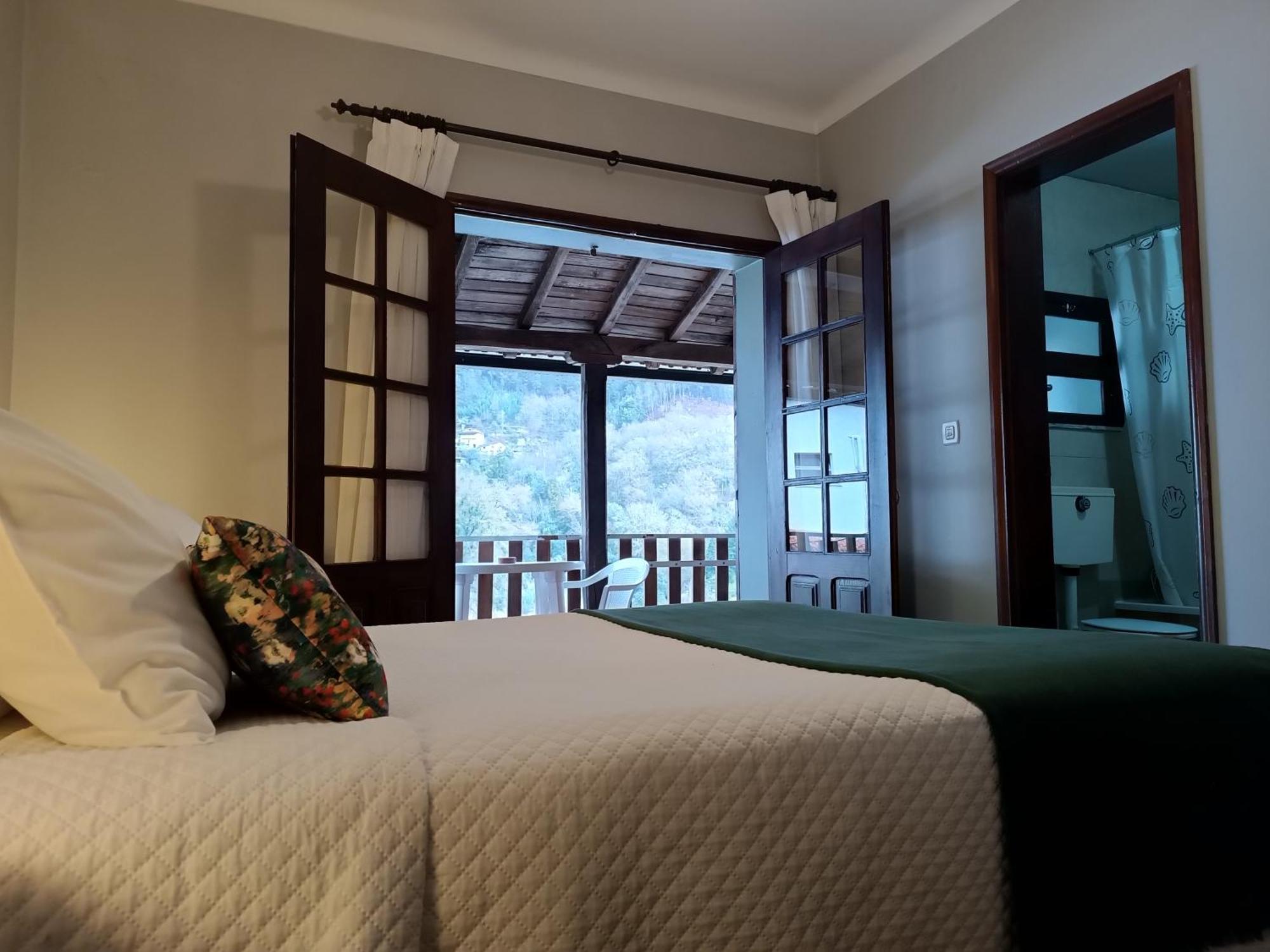 São Miguel do Gerês Hotel Quarto foto
