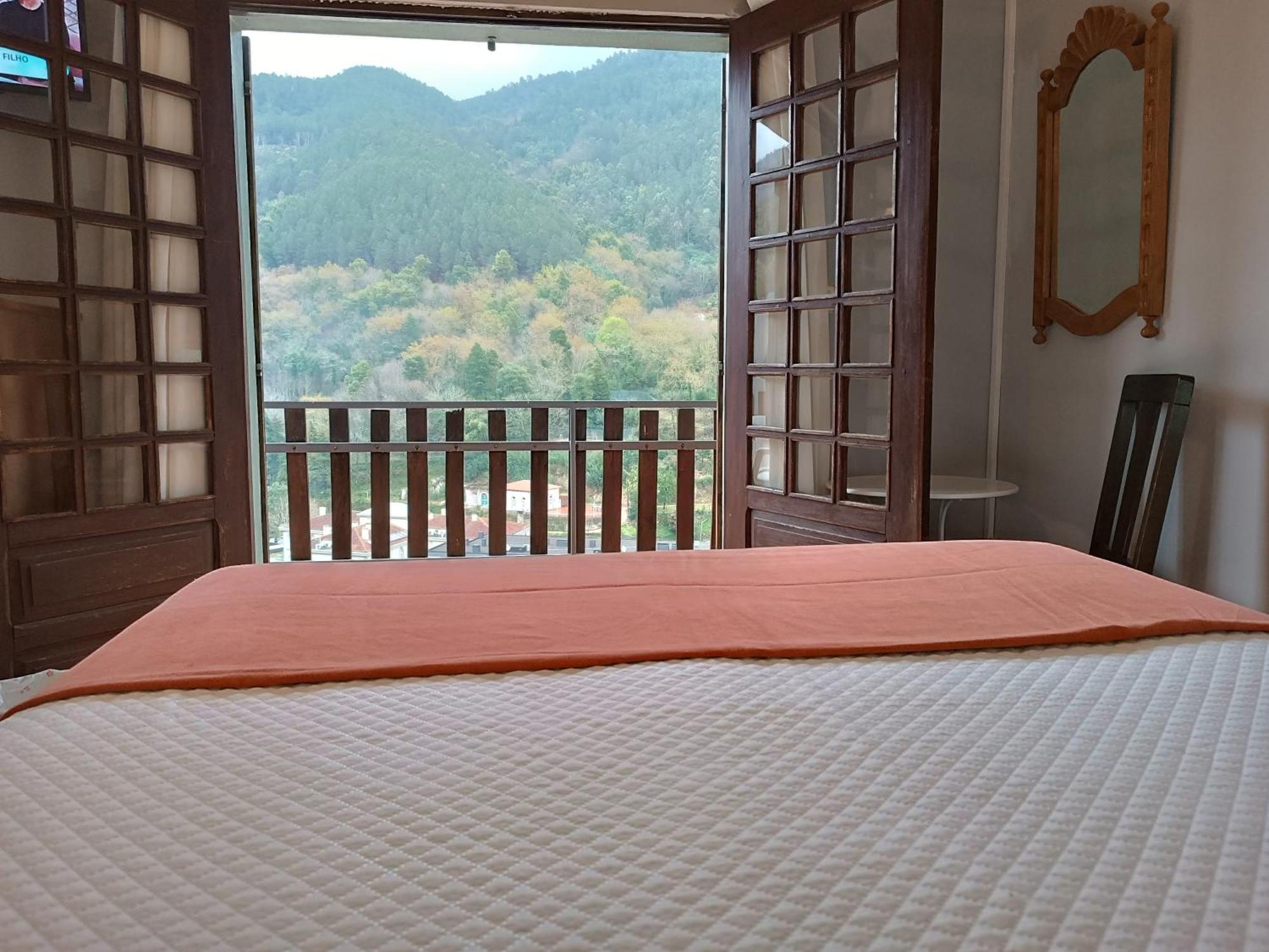 São Miguel do Gerês Hotel Quarto foto